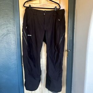 Patagonia Women’s Black GoreTex Snow Pants XL